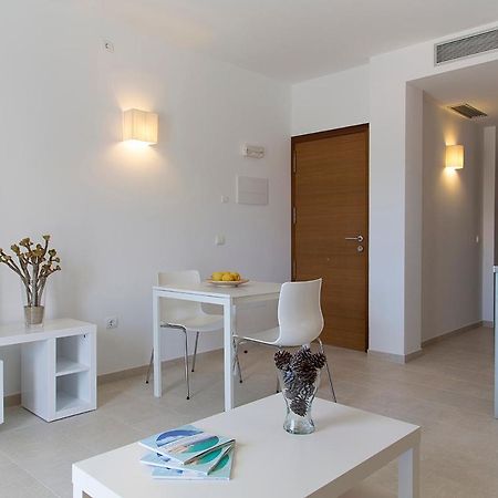 Apartamentos Proa - Emar Hotels Only Adults เอสปุญอลส์ ภายนอก รูปภาพ