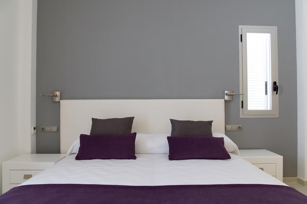 Apartamentos Proa - Emar Hotels Only Adults เอสปุญอลส์ ห้อง รูปภาพ
