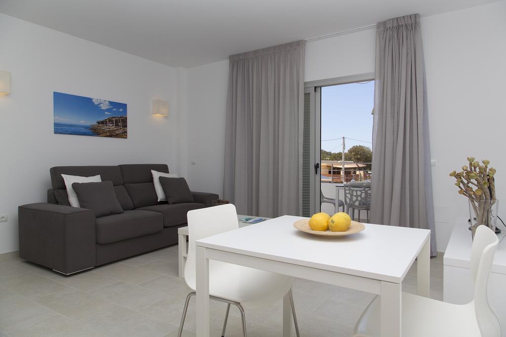 Apartamentos Proa - Emar Hotels Only Adults เอสปุญอลส์ ห้อง รูปภาพ